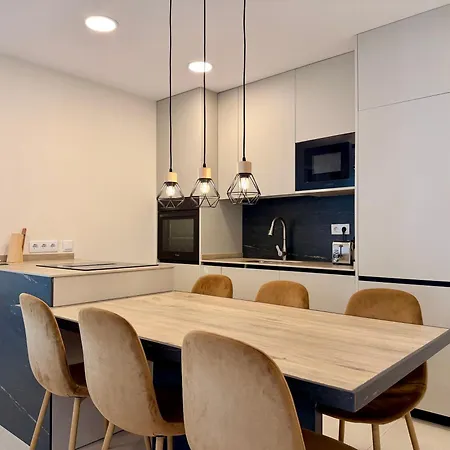 Palmas Infinity Sea View - Eaw Homes * מארבלה