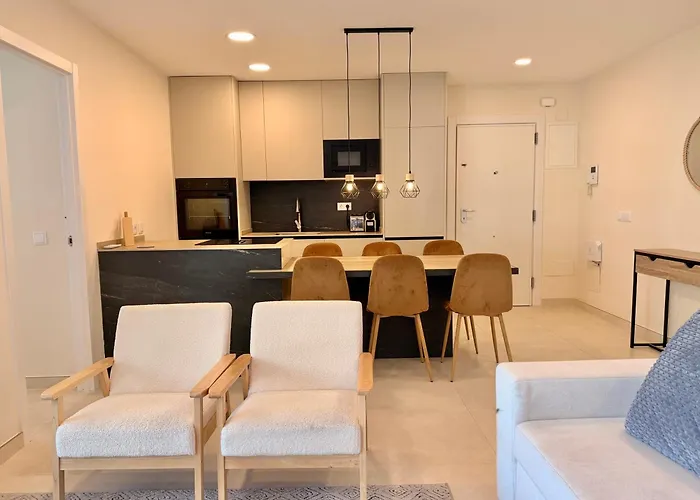 Palmas Infinity Sea View - Eaw Homes 马尔韦利亚